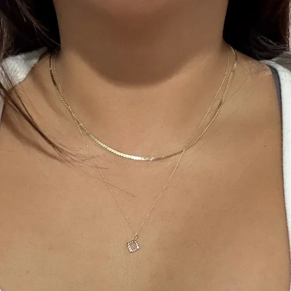 Mejuri 14K Solid Gold Serpentine Necklace 16 inches - Picture 3 of 8